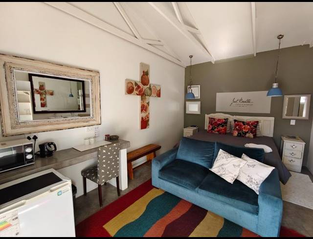 10 BEDROOM HOUSE FOR SALE IN PARYS